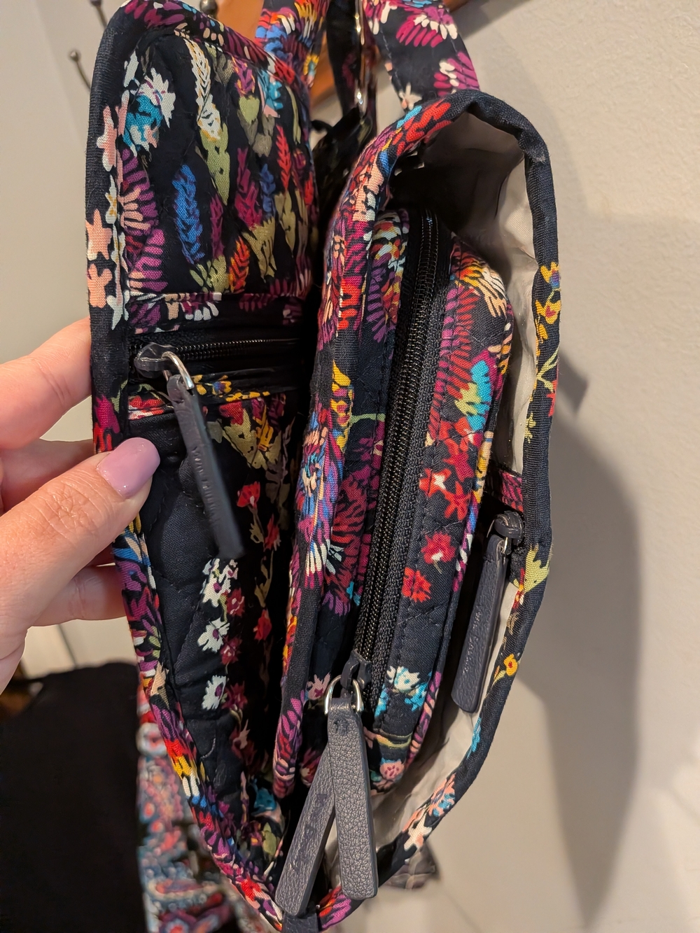 Vera Bradley Black Floral Hanging Cosmetic Organizer - Multicolor - Picture 8 of 8